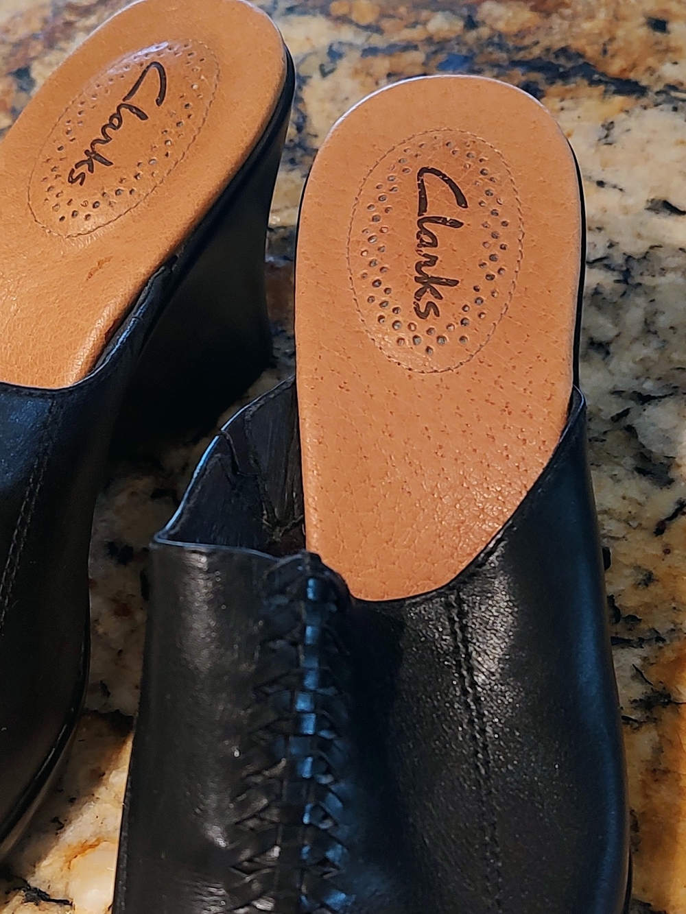 Clarks Athens Upper Leather Mules Black US 9W - Picture 5 of 8